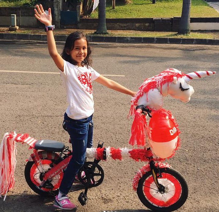  Foto  Meriahnya Sepeda  Hias  Anak di HUT RI ke 72