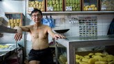 FOTO: Hong Kong, Tanah Sejuta Helai Mi Bukan hanya jadi makanan paling populer dan murah di Hong Kong, semangkuk mi juga bisa menjelaskan sejarah penjajahan di kota pelabuhan tersebut.