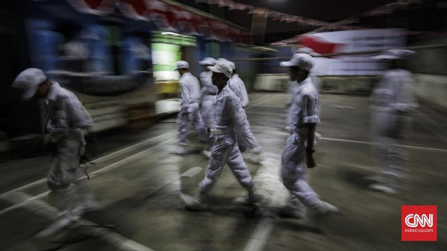 Sejumlah media asing menyoroti bentrokan yang terjadi antara polisi dengan massa pendukung FPI di Tol Jakarta-Cikampek.