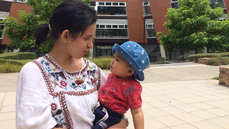 Tempe nggak cuma enak dimakan tapi juga sebagai media untuk mengenalkan Indonesia pada si kecil yang tinggal di negeri orang.
