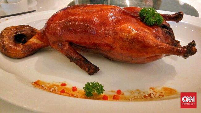 Sajian ala China kanton didominasi rasa gurih. Beroperasi di bawah restoran berbintang michelin 1, House of Yuen menghadirkan makanan khas China Kanton.