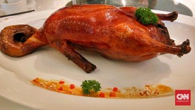 Menjajal 'Seksinya' Pancake Bebek Peking Kanton di Jakarta