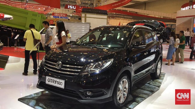 Setelah Wuling Motors yang menggarap low multi purpose vehicle (LMPV), kini giliran DongFeng Sokon (DFSK) yang ingin menggarap pasar SUV.