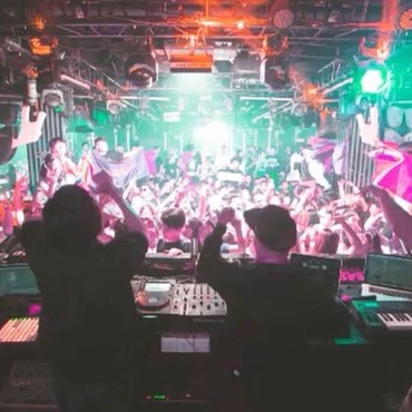 Lirik Lagu Like a G6 - Far East Movement ft. The Cataracs & Dev