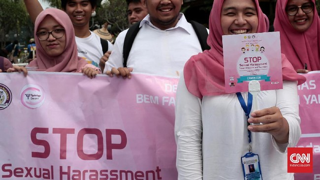 Kekerasan dalam pacaran terutama yang dialami oleh remaja patut menjadi perhatian baik oleh orang tua juga oleh remaja.