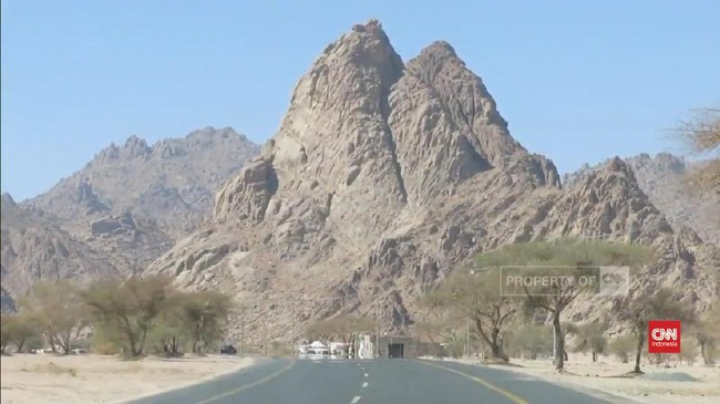 Misteri Gunung Magnet Madinah: Mengungkap Kekuatan yang Bisa "Menggerakkan" Kendaraan