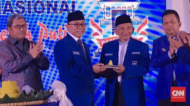 Dewan Pimpinan Wilayah dan mayoritas pimpinan daerah mendukung Ketua Umum PAN Zulkifli Hasan maju dalam bursa pencalonan Pilpres 2019.