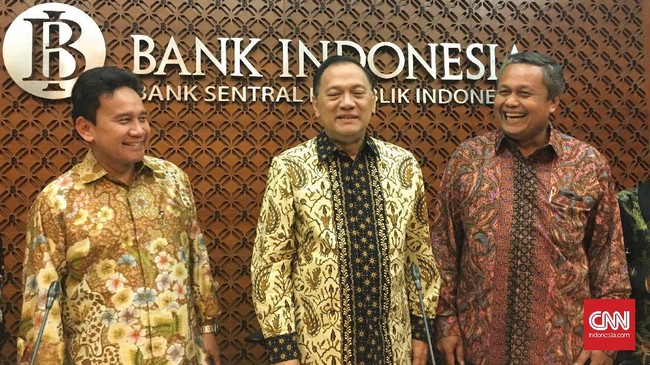 BI diproyeksi akan kembali menurunkan bunga acuannya (BI 7-Day Reverse Repo Rate/7-DRRR) 25 hingga 75 bps pada tahun depan.