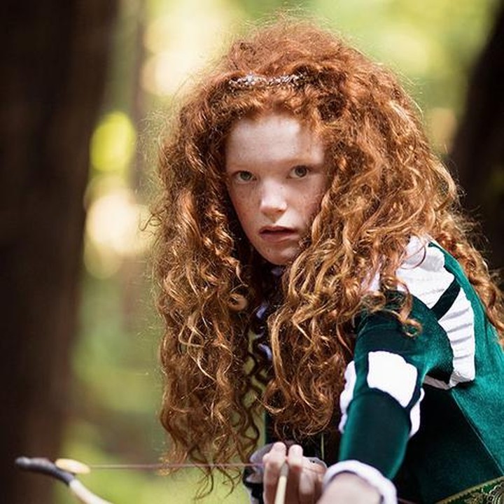 Merida cilik dengan panahnya. Keren ya. (Foto: Instagram @pureemotionsphotography via @elladynae)