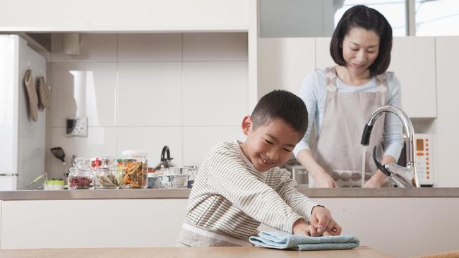 'Ibu Bekerja' Berpotensi Bikin Anak Masalah Mental