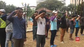 VIDEO: Polisi Gembleng Pak Ogah Atur Lalu Lintas