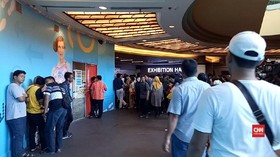 VIDEO: Antrean Panjang dan Kehebohan di Bazaar Nike