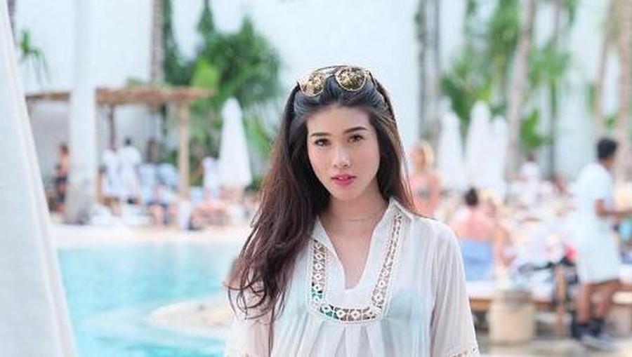 stevie agnecya, mantan istri Samuel Rizal seleb