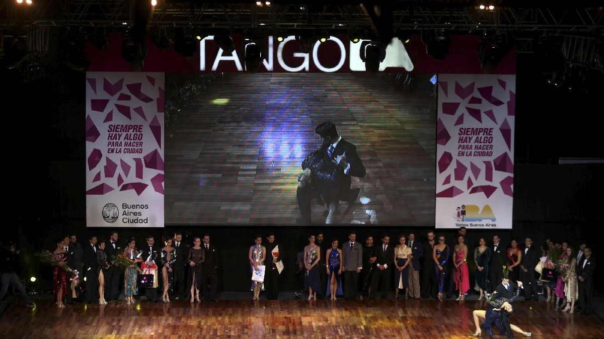 FOTO: Entakan Intim Tari Tango