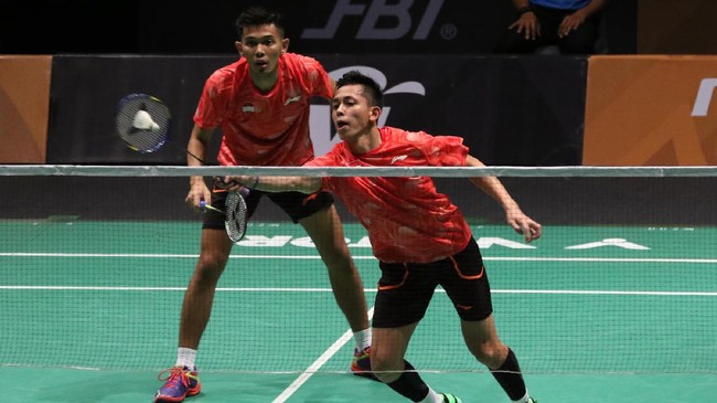 Fajar Alfian/Muhammad Rian Ardianto berhasil melaju ke babak final Bitburger Grand Prix Gold usai mengalahkan Mathias Christiansen/David Daugaard.