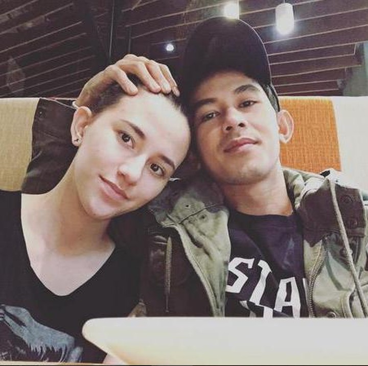 <div style="color: rgb(34, 34, 34); font-family: arial, sans-serif; font-size: 12.8px;">Kalau ini Fandy dan Dahlia masih terlihat seperti ABG yang masih pacaran ya. Lucu! (Foto: Instagram @fandych)</div>