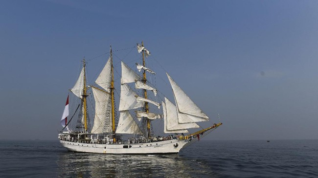 Meski sudah digantikan, KRI Dewa Ruci belum berhenti berlayar hingga 10 tahun mendatang hingga akhirnya nanti akan di museumkan.