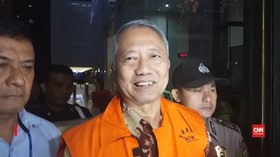 Saksi Akui Dapat Hadiah Uang dan Emas dari Eks Dirjen Hubla