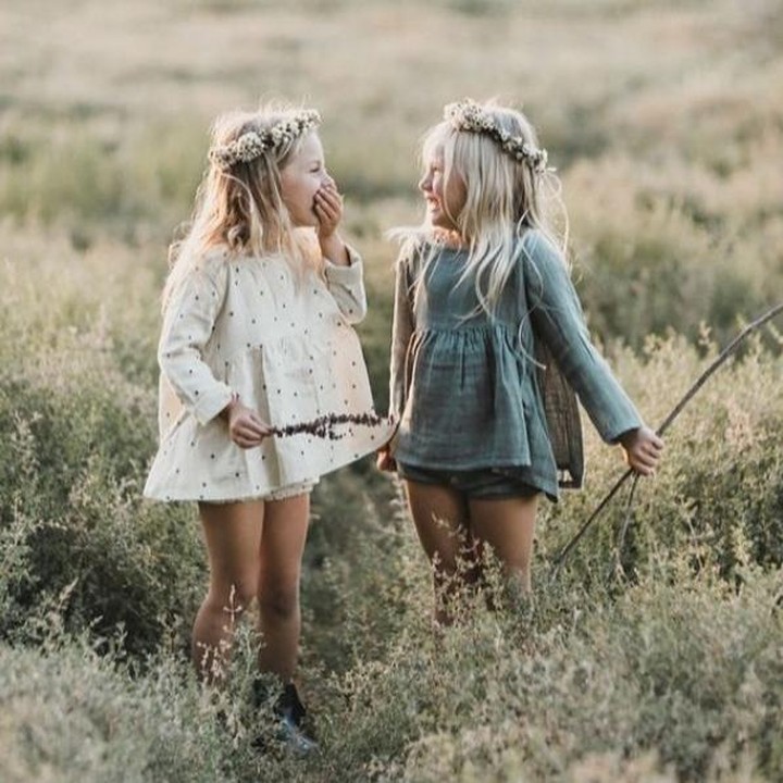 <div style="color: #222222; font-family: arial, sans-serif; font-size: 12.8px;">Meski simpel, gaya dua anak ini keren juga. (Foto: Instagram @bohemianstylin)</div><div> </div>