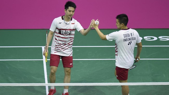 Ganda putra Indonesia Marcus Fernaldi Gideon/Kevin Sanjaya Sukamuljo gagal melaju ke semifinal Kejuaraan Bulutangkis Dunia (BWF) 2017.
