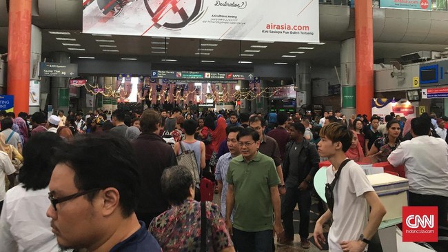Kementerian Wisata, Kesenian dan Budaya Malaysia berencana menggelar sayembara untuk mengganti logo promosi wisata yang banyak dikritik tampak amatir.