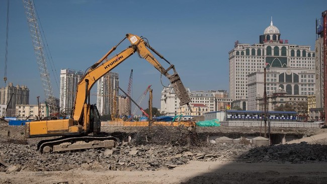 Perusahaan konstruksi asal China Huaqing Housing Co. Ltd diharapkan merealisasikan investasi di salah satu proyek Jalan Tol Waskita Toll Road.