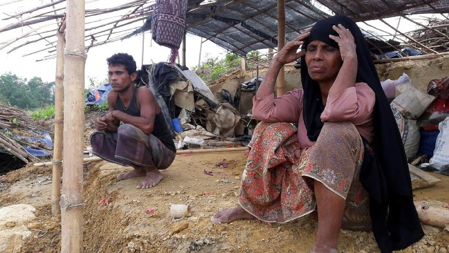 Sebagian besar pengungsi Rohingya tak berani datang kembali ke tempat mereka di Myanmar setelah pengusiran yang juga dilakukan militer.