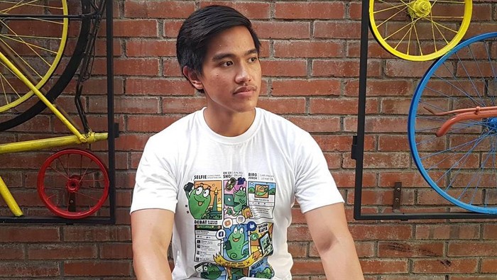 Kaos kecebong kaesang
