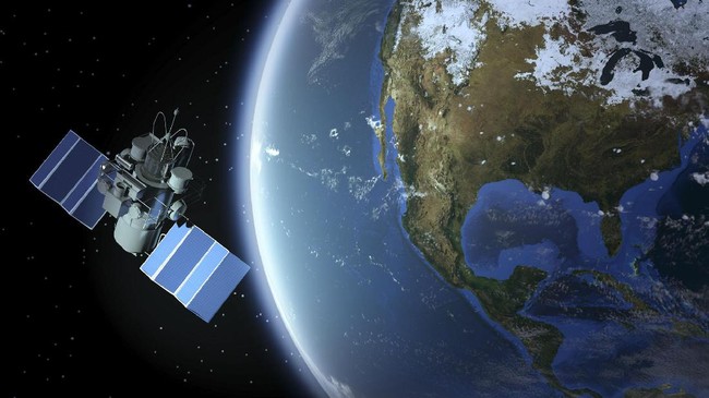 Ketua ASSI, Dani Indra menegaskan kerusakan satelit bukan semata-mata karena usia tua saja, tetapi ada banyak penyebab anomali saat mengorbit.
