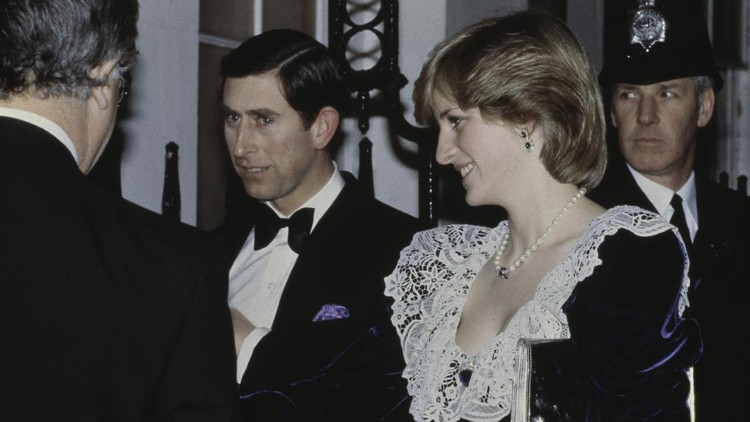 Prince Charles Prince Charles and the Princess of Wales (1961 - 1997, later Diana, Princess of Wales) at Caernarvon Castle during an official tour of Wales, 27th October 1981. (Photo by Hulton Archive/Getty Images)