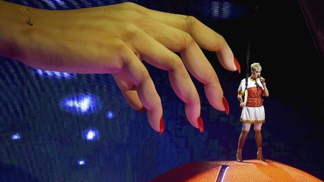 Petinggi 'American Idol' khawatir Katy Perry bakal menjadi juri yang tak berguna, usai penampilannya sebagai pemandu MTV VMA 2017 yang dianggap buruk.