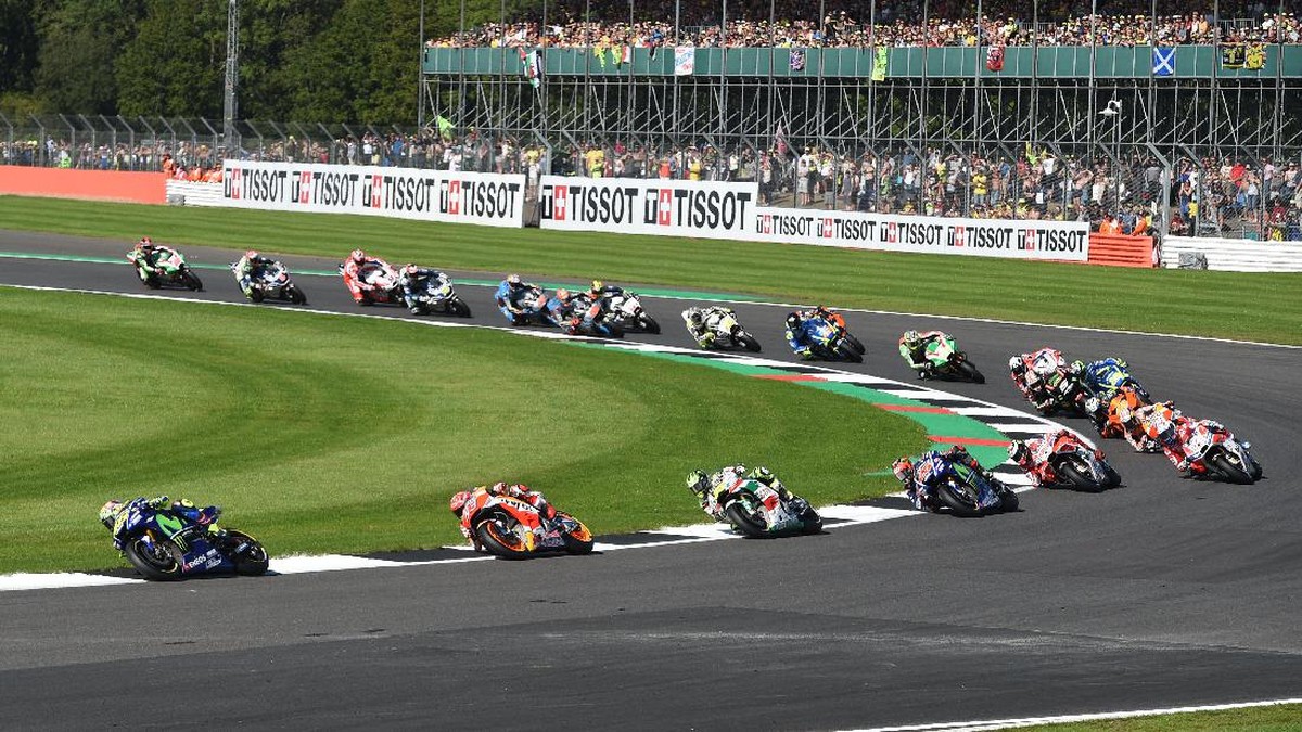 FOTO: Drama di Start ke-300 Valentino Rossi