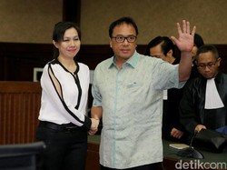 MA Sunat Hukuman 2 Penyuap Eks Hakim MK Patrialis Akbar