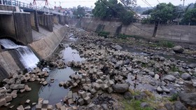 Bendungan Katulampa Menyusut, Tanda Dimulainya Kemarau Kering?