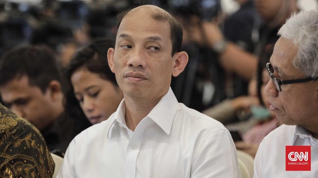 Wakil Menteri ESDM Arcandra Tahar menyatakan pengembangan bisnis gas di Indonesia masih mengalami banyak tantangan, salah satunya keterbatasan infrastruktur.