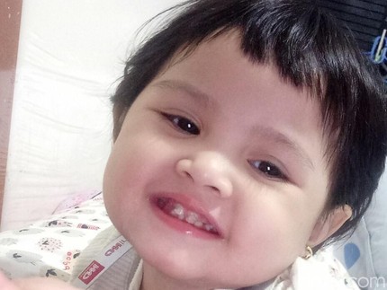 Sebaiknya Kapan dan Berapa Kali Bersihkan Gusi Bayi?