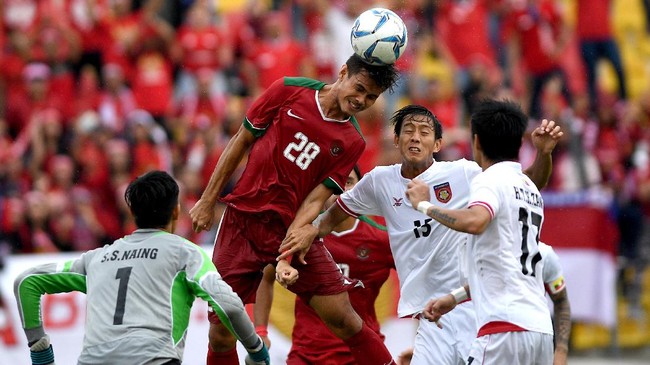 Rezaldi Hehanusa merupakan satu-satunya pemain belakang, dari delapan pemain Timnas Indonesia U-22, yang mencetak gol di SEA Games 2017.