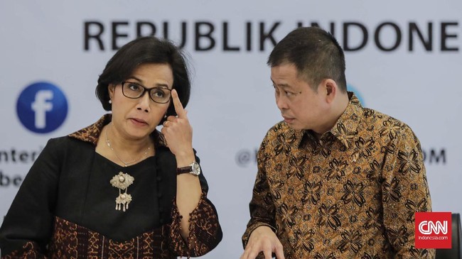 Menteri ESDM Ignasius Jonan menyatakan, jika PLN tidak bisa mengerjakan penugasan tersebut, maka ia bersiap mengevaluasi porsi perusahaan pelat merah itu.