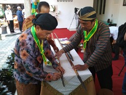 Tradisi Jamasan Pusaka, Ritual Sakral Sambut Hari Jadi Trenggalek