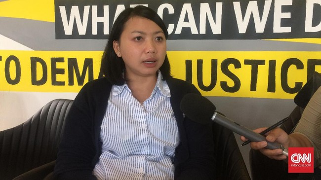 KontraS mendesak pemerintah mengeluarkan kebijakan penghapusan hukuman mati di Indonesia. Hukuman mati dianggap bertentangan dengan undang-undang.