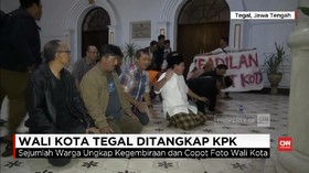 PNS Tegal Sujud Syukur Wali Kota Siti Mashita Diciduk KPK