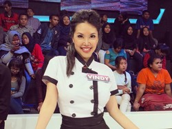 Jarang di TV Tapi Gaya Bak Crazy Rich, Vindy Lee Cuan Dari Mana?