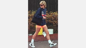 Jumper 'Virgin Atlantic' Lady Diana Dilelang Rp750 Juta