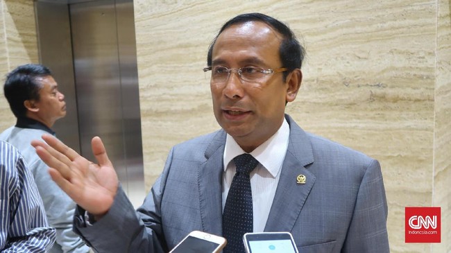 Komisi VII Dewan Perwakilan Rakyat (DPR) masih menanti usulan resmi perubahan alokasi subsidi energi dari pemerintah.