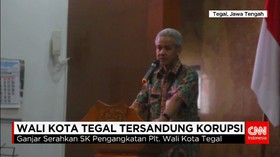 Ganjar Pranowo Serahkan SK Pengangakatan Plt Wali Kota Tegal