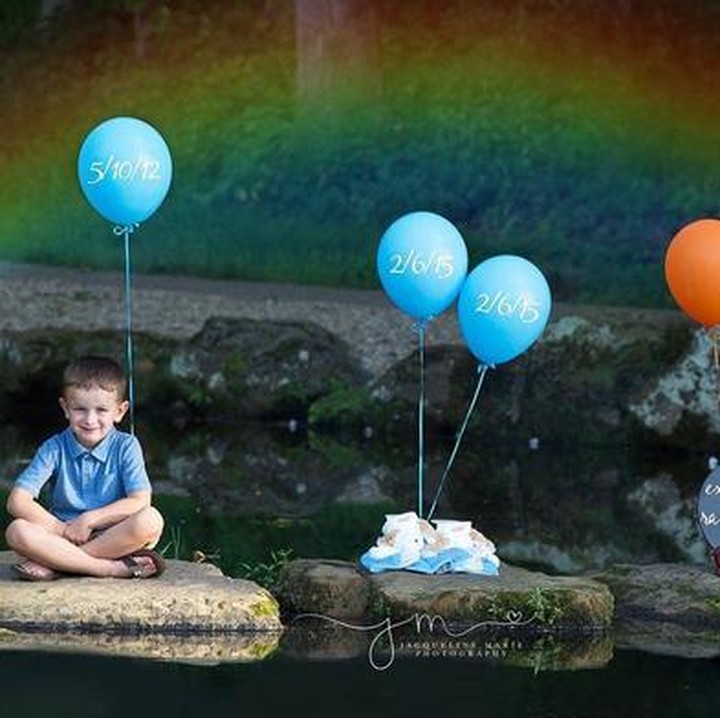 <p>Pengumuman akan hadirnya raibow baby bisa juga pakai ide kayak gini, Bun. (Foto: Instagram/ @jacquelinemariephotography)</p>