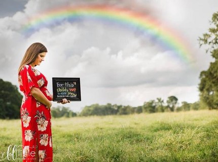 Foto: Cantik! Pengumuman Bakal Hadirnya si 'Rainbow Baby'