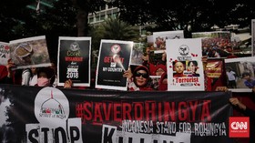 Konflik Rohingya, Jokowi Ditantang Putus Diplomatik Myanmar