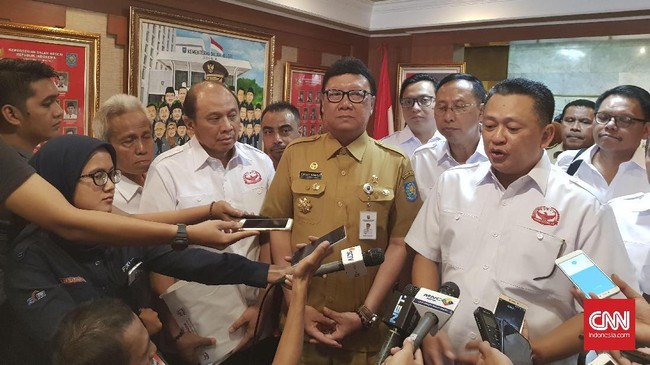 Pansus Angket KPK sudah 80 persen berjalan. Hingga jelang akhir, Pansus Angket memastikan tidak akan memperpanjang penyelidikan atas KPK.