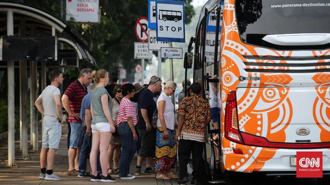 BPS mencatat jumlah kunjungan wisatawan mancanegara atau turis sebanyak 40,8 ribu orang pada Maret 2022, naik 121,02 persen dibanding Februari.